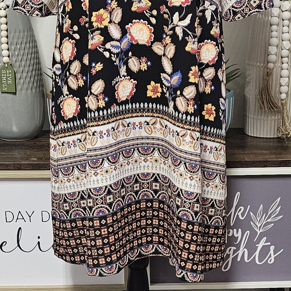 SUGAR LIPS | BOHO FLORAL PRINTED OVERSIZED DRESS - Picture 5 of 16